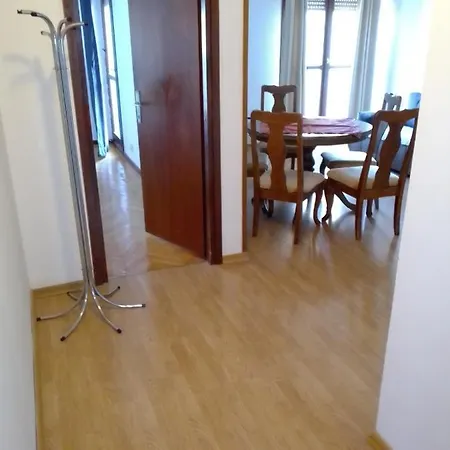 Apartment Mertojak *